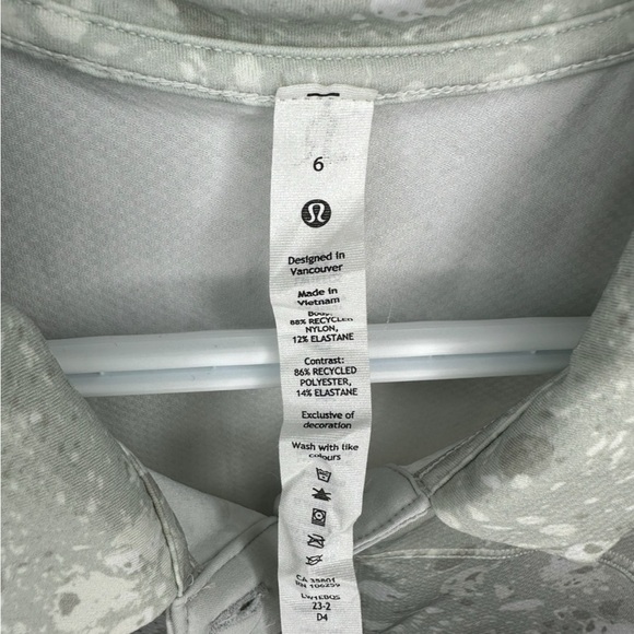 Lululemon Women’s Grey and White Sleeveless Polo Shirt Size 6 - Picture 5 of 5